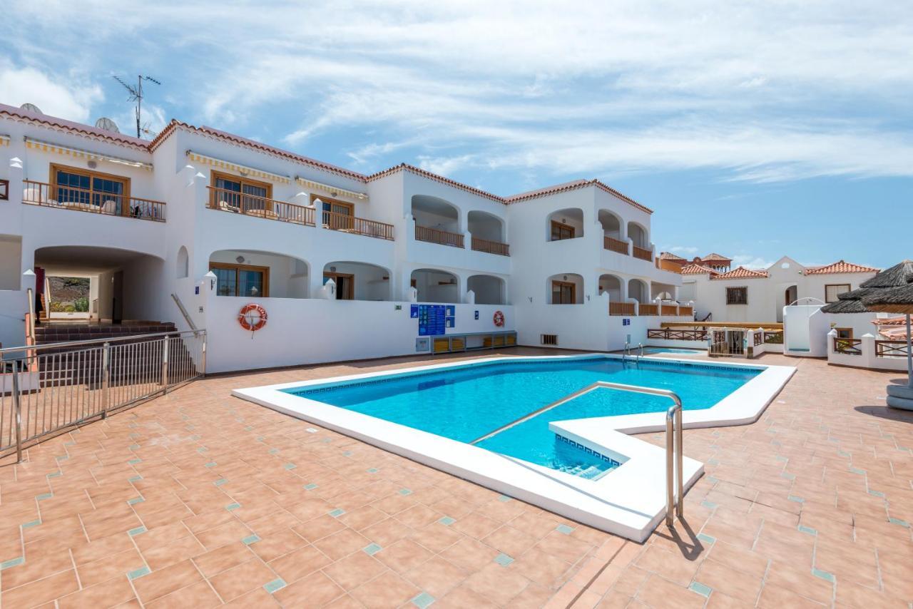 Apartamentos El Beril Costa Adeje Екстер'єр фото