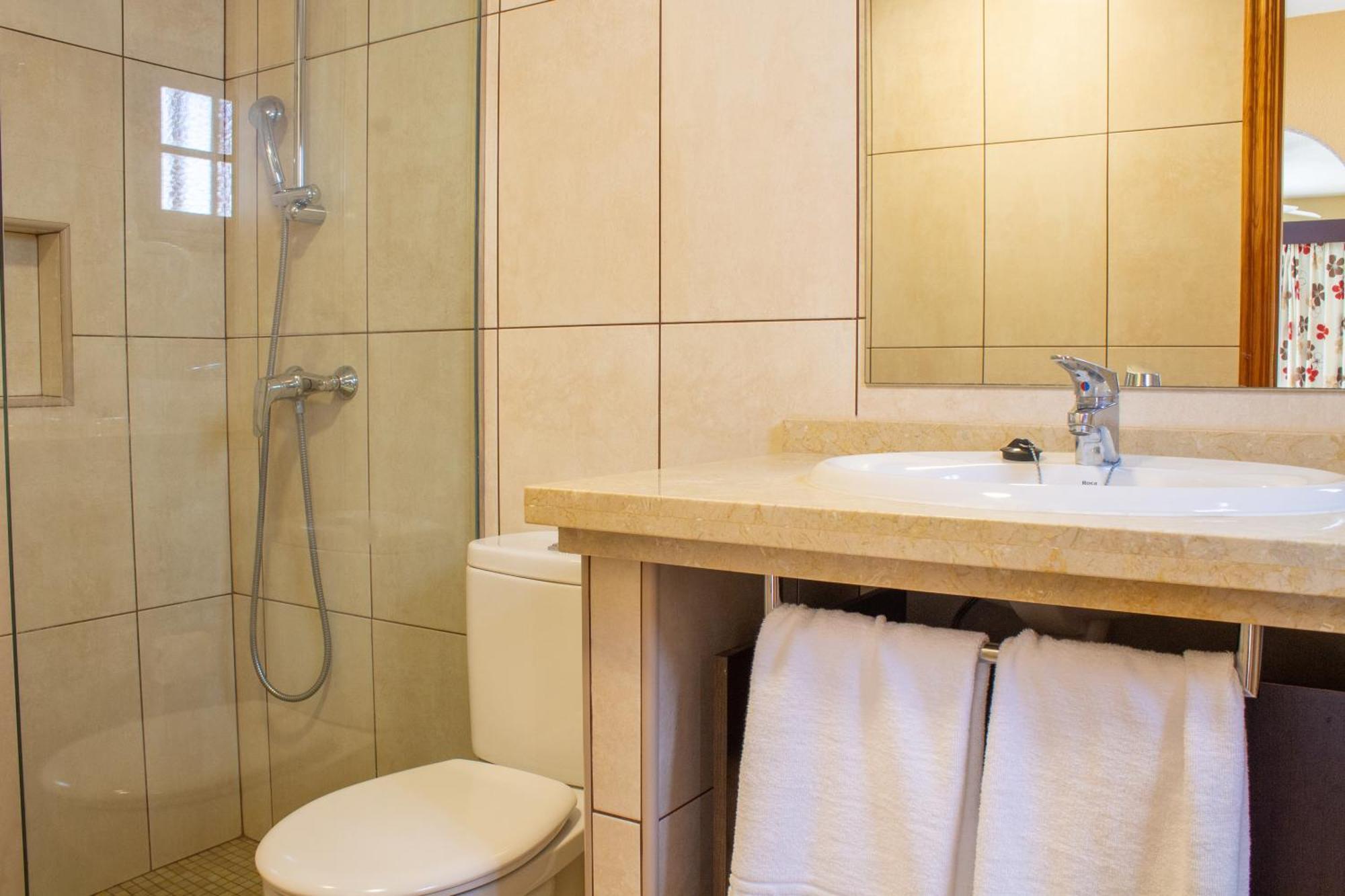 Apartamentos El Beril Costa Adeje Екстер'єр фото