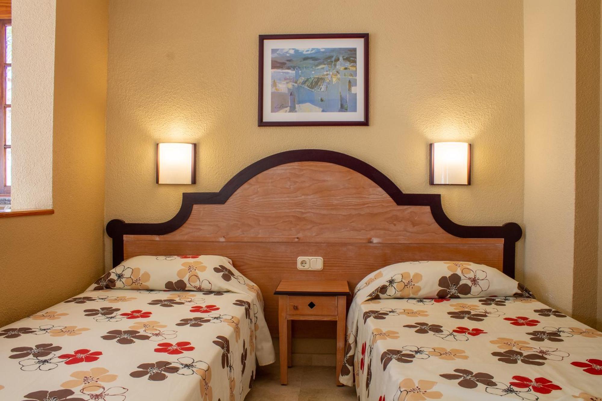 Apartamentos El Beril Costa Adeje Екстер'єр фото