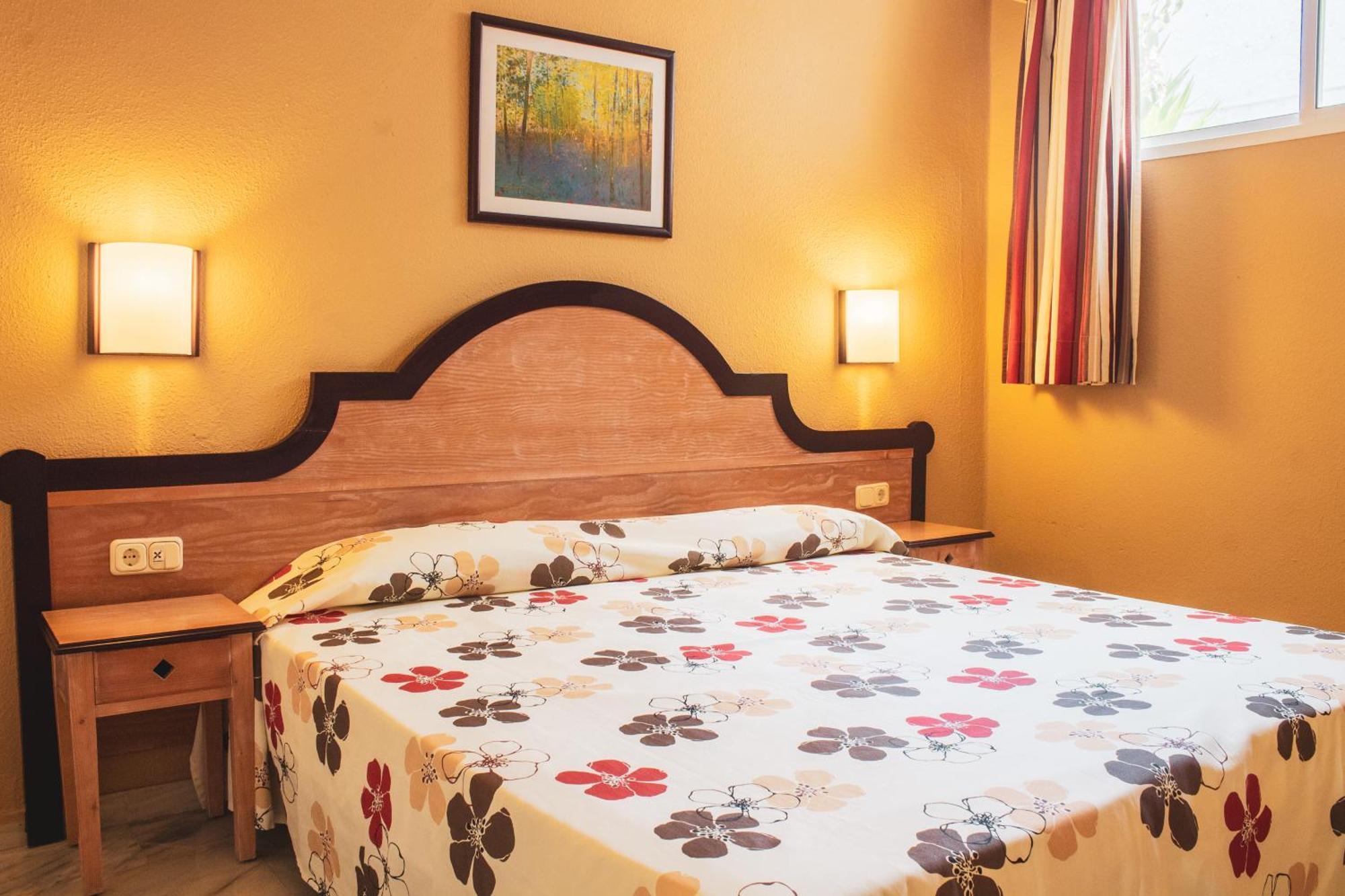 Apartamentos El Beril Costa Adeje Екстер'єр фото
