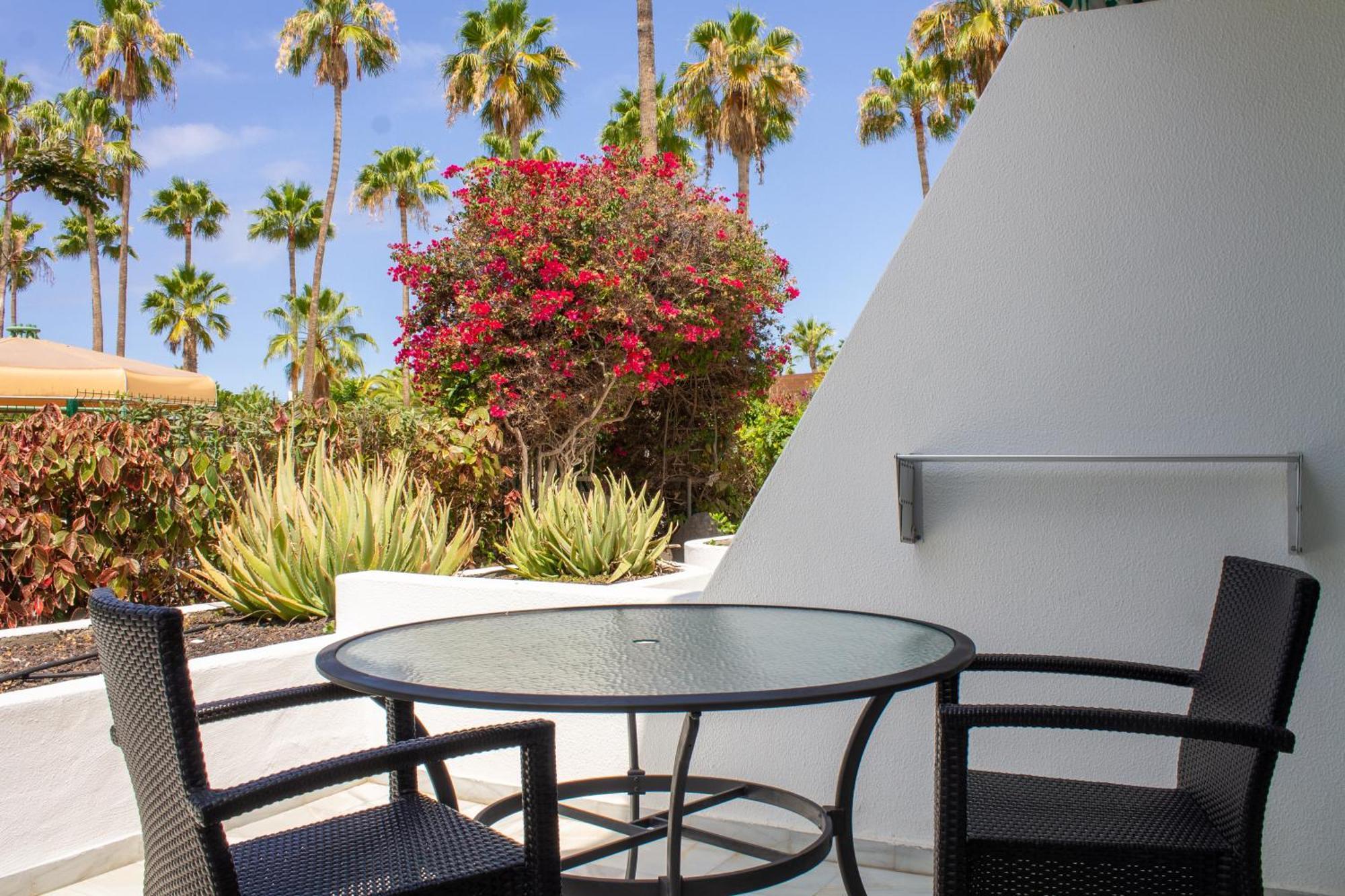 Apartamentos El Beril Costa Adeje Екстер'єр фото